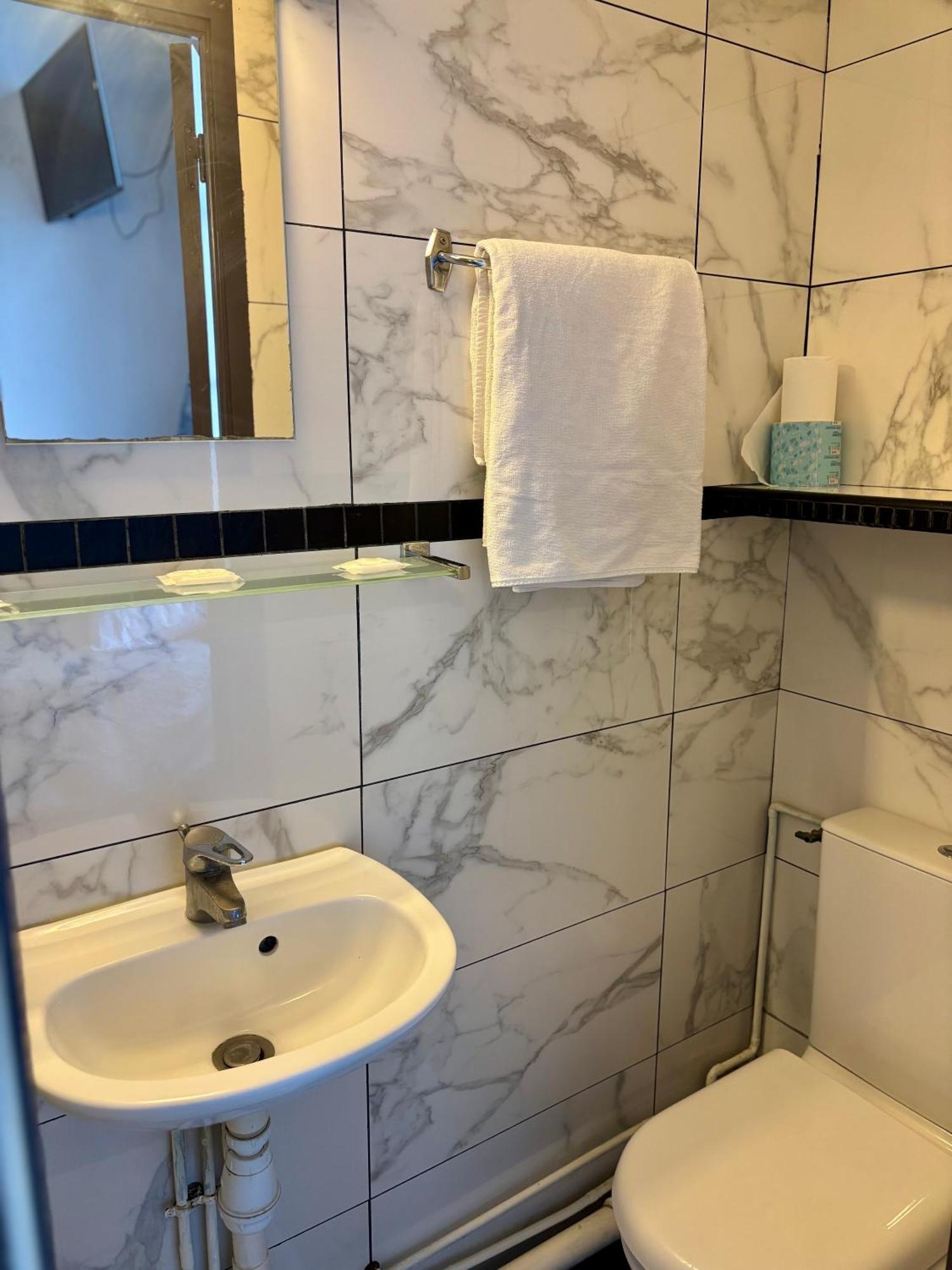 Hotel Des Fontaines Paris Eksteriør bilde