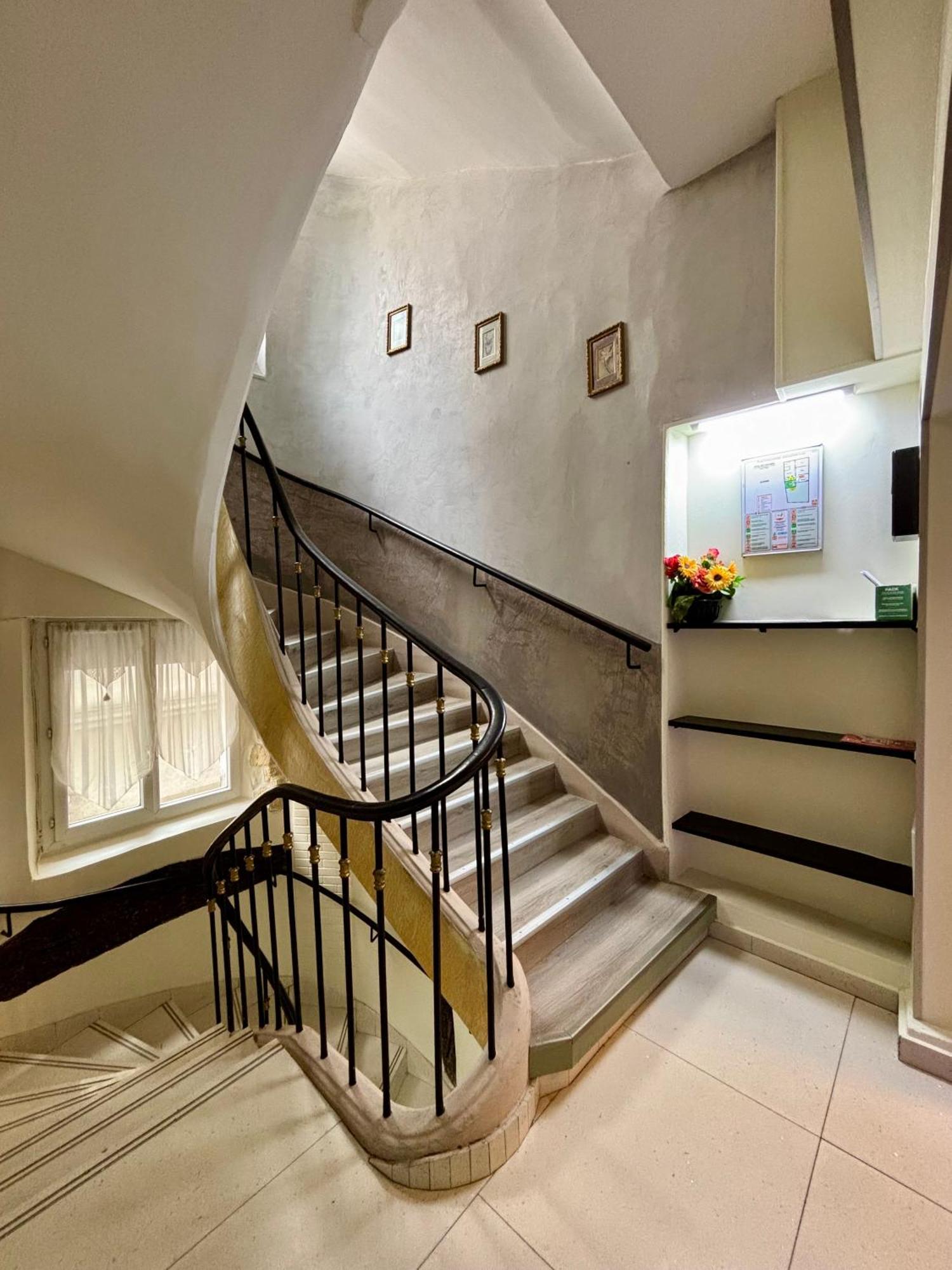 Hotel Des Fontaines Paris Eksteriør bilde